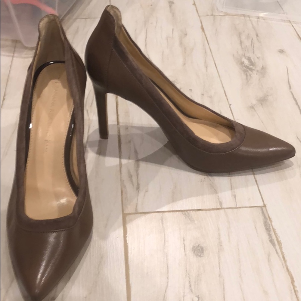 Banana republic brown leather heels